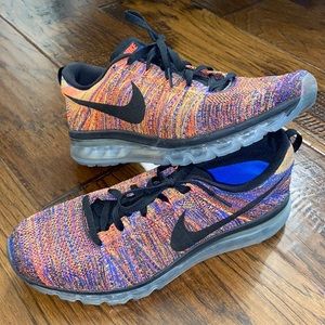 Men’s Nike Air Max fly knit size 13